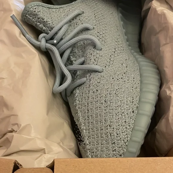 YEEZY BOOST 350 V2 “Salt